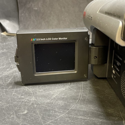 Samsung VP-L300 Pal Video Camera Camcorder - UNTESTED - NO ACCESSORIES - Picture 11 of 13