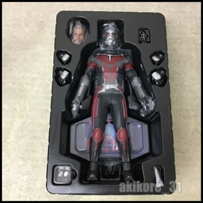 Hot Toys MMS362 Captain America: Civil War Ant-Man 1/6 Scale