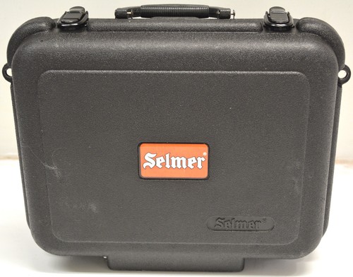 USED SELMER OBOE CASE -- FOR BASIC SYSTEM OBOES ONLY