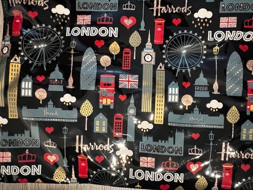 Sac fourre-tout Harrods en cuir verni noir avec icônes London colorées et pailletées neuf avec étiquette - Photo 6/8