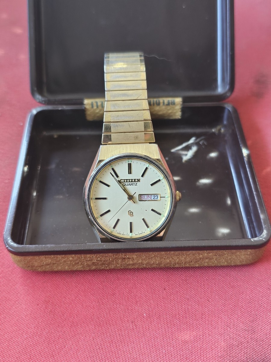 Vintage Citizen 430182 Mens Day Date Watch GoldTone Stainless