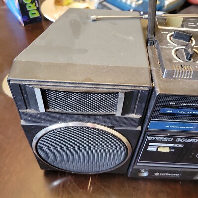 Hitachi TRK-930H Boombox FM/AM Portable Component System Cassette