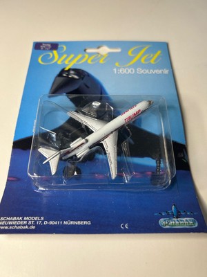 Schabak 1:600 Trump Shuttle B727-254 (Blister Pack)