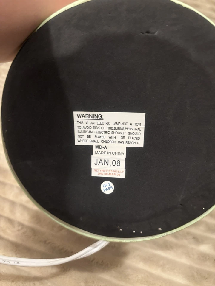 Lámpara infantil temática KidsLine Ladybug FUNCIONA Foto 3 de 3