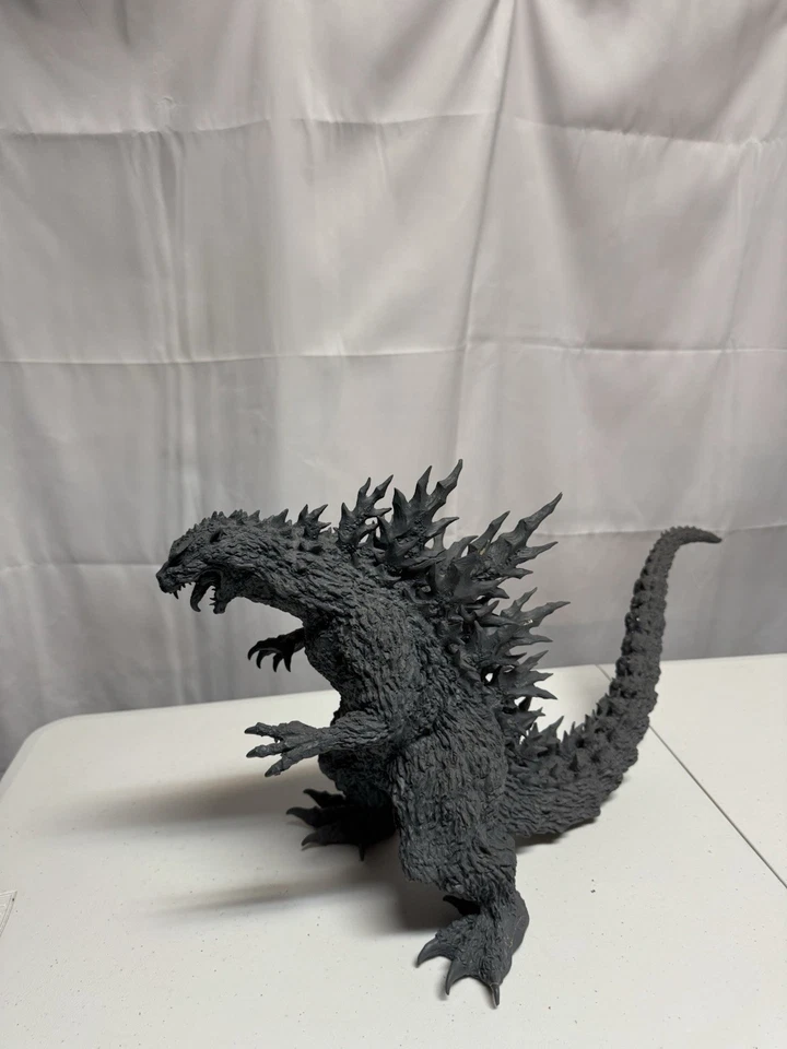 "Kit de garaje de resina Godzilla 12"" (sin pintar) -Estatua de resina maciza. Foto 2 de 4