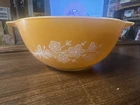 Vintage Pyrex Mixing Nesting Bowl 442 Cinderella  Butterfly Gold 1.5 L
