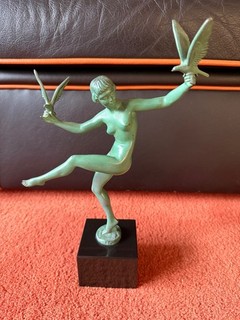 Art Deco Nude Figurine with Birds Briand Marcel Bouraine for Max Le Verrier