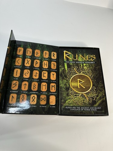 Runes The Gods Magical Alphabet Set Book 25 Wood Runes Lo Scarabeo
