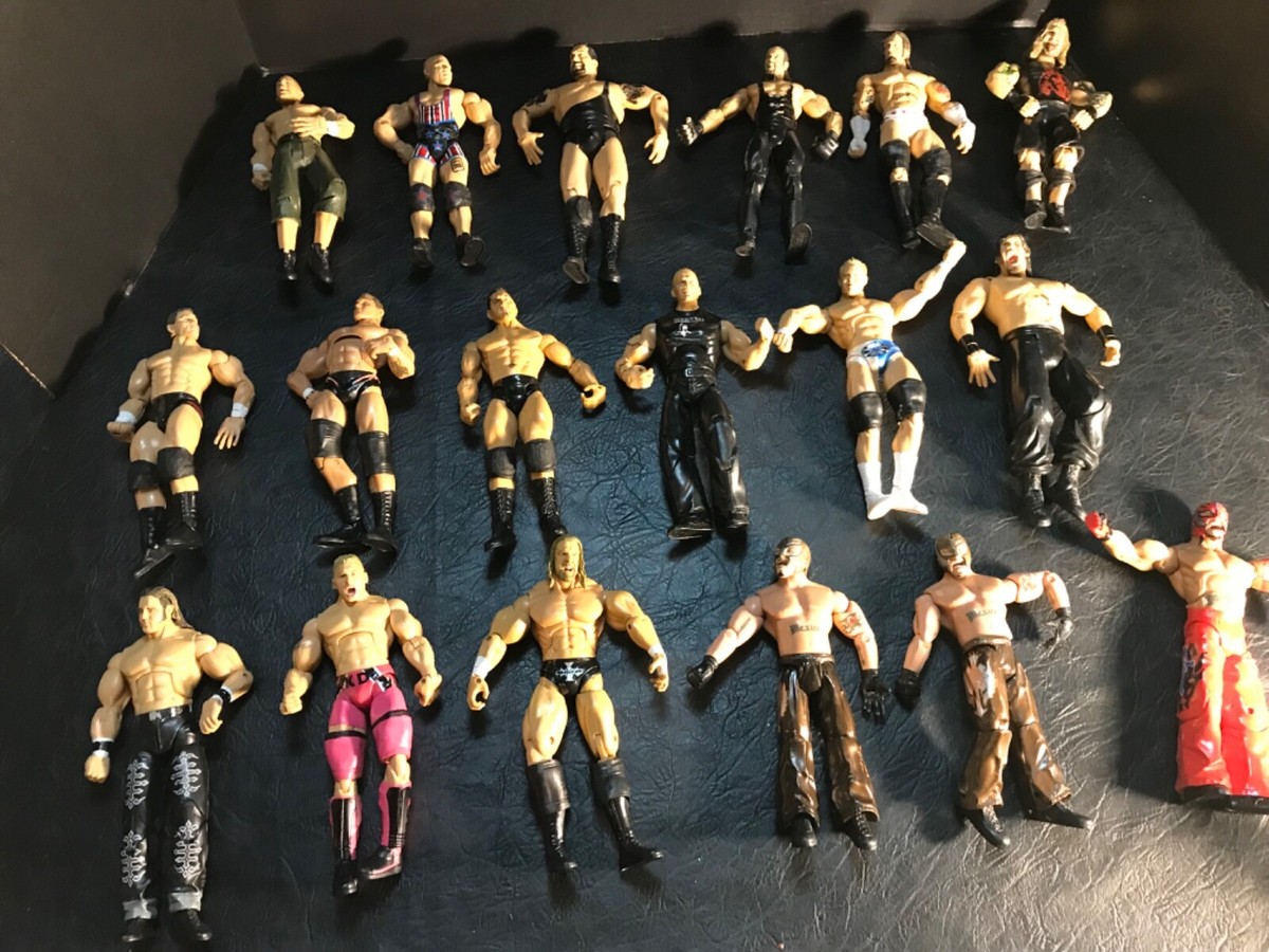 VINTAGE LOT SIZE WWE JAKKS PACIFIC WRESTLING ACTION FIGURES | eBay