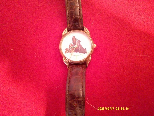 Made Exclusively for the Disney Store Lady and the Tramp 1955-1995 Watch DS-137 - Picture 5 of 9