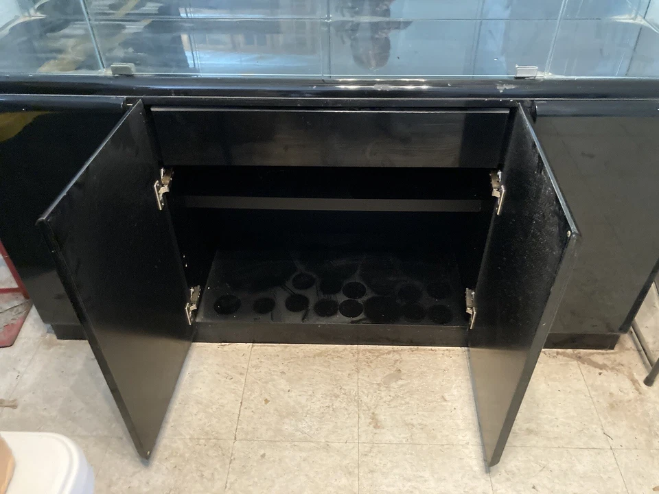 MILLENNIUM China Cabinet - Image 3 of 4