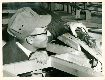 1956 Delmar DE Modelleisenbahn Verein Betriebsfoto Wagenheber Klim Dampflok Gleis