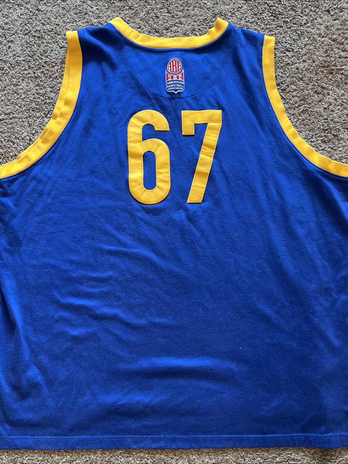 Foto 5 di 6