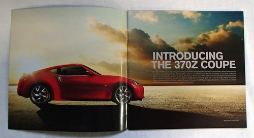 Nissan 370Z 2013 Colour 26 page Factory Sales Brochure Excellent Condition - Picture 3 of 11