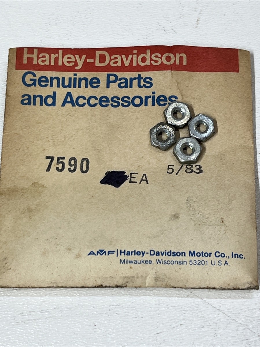 4 NOS Harley Davidson 6-32 x 7/64