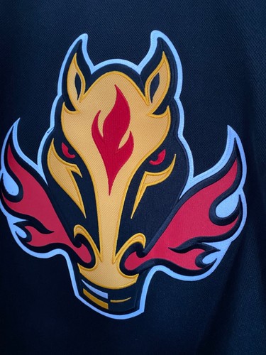 matthew tkachuk reverse retro jersey
