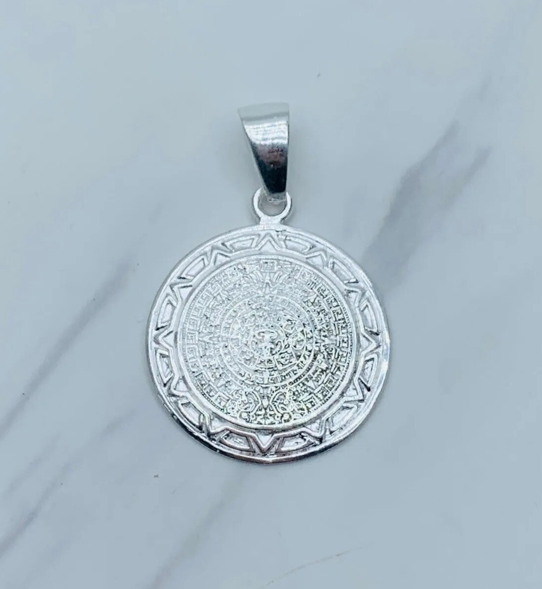 希少【MEXICO 925】ヴィンテージ シルバーバングル アズテックカレンダー 925 Sterling Silver Pendant Mexican Aztec Calendar Dije plata