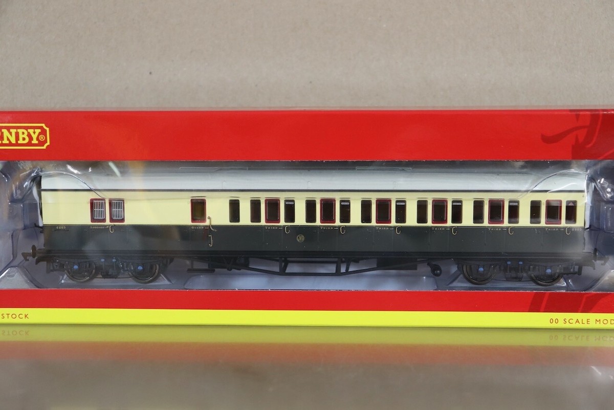 HORNBY R4876A GWR CHOCOLATE CREAM COLLETT SUBURBAN BRAKE 3rd LH