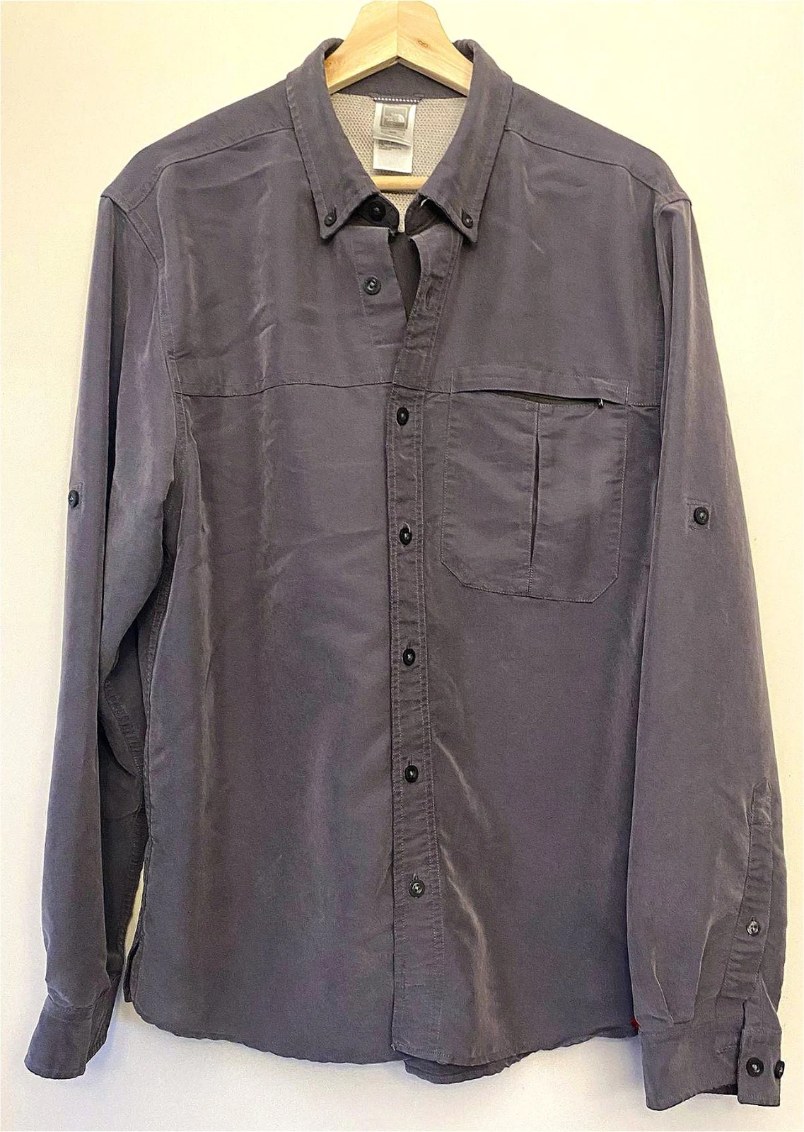 THE NORTH FACE LONGSLEEVE BUTTON HIKING/FISHING/CAMPING SHIRT | Size M 🏕️