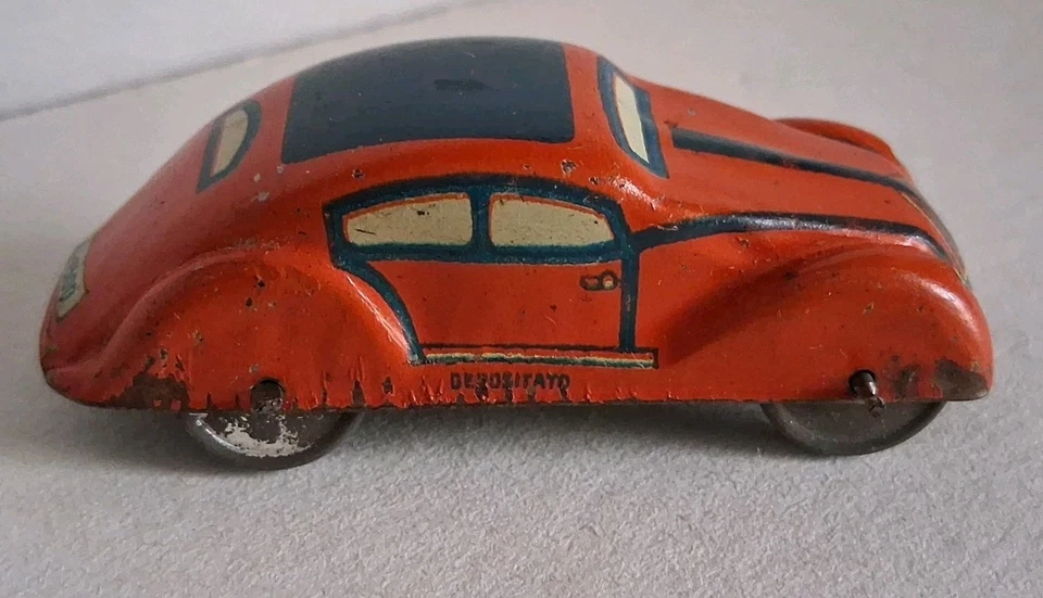 FEDERICO CENTOLA PICCOLA AUTO IN LATTA ANNI 30/40- ARANCIONE - Immagine 3 di 4