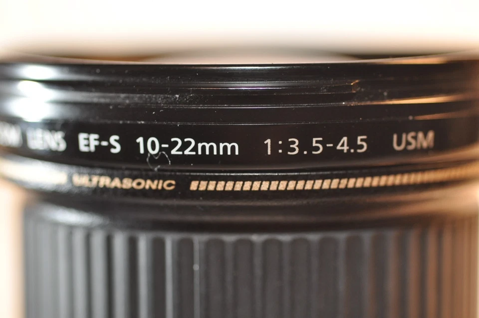 Objetivo Canon EF-S 10-22 mm 3,5-4,5 USM EW-83 para digital EOS Rebel T8 T7 80D 90D 7D Foto 2 de 4