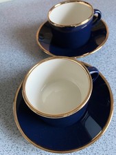 2er-Set Cappuccino-Kaffee-Tassen mit Unterteller -dunkelblau mit Goldrand-