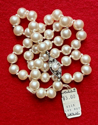 VINTAGE RICHELIEU KNOTTED FAUX PEARL NECKLACE ORIGINAL TAG