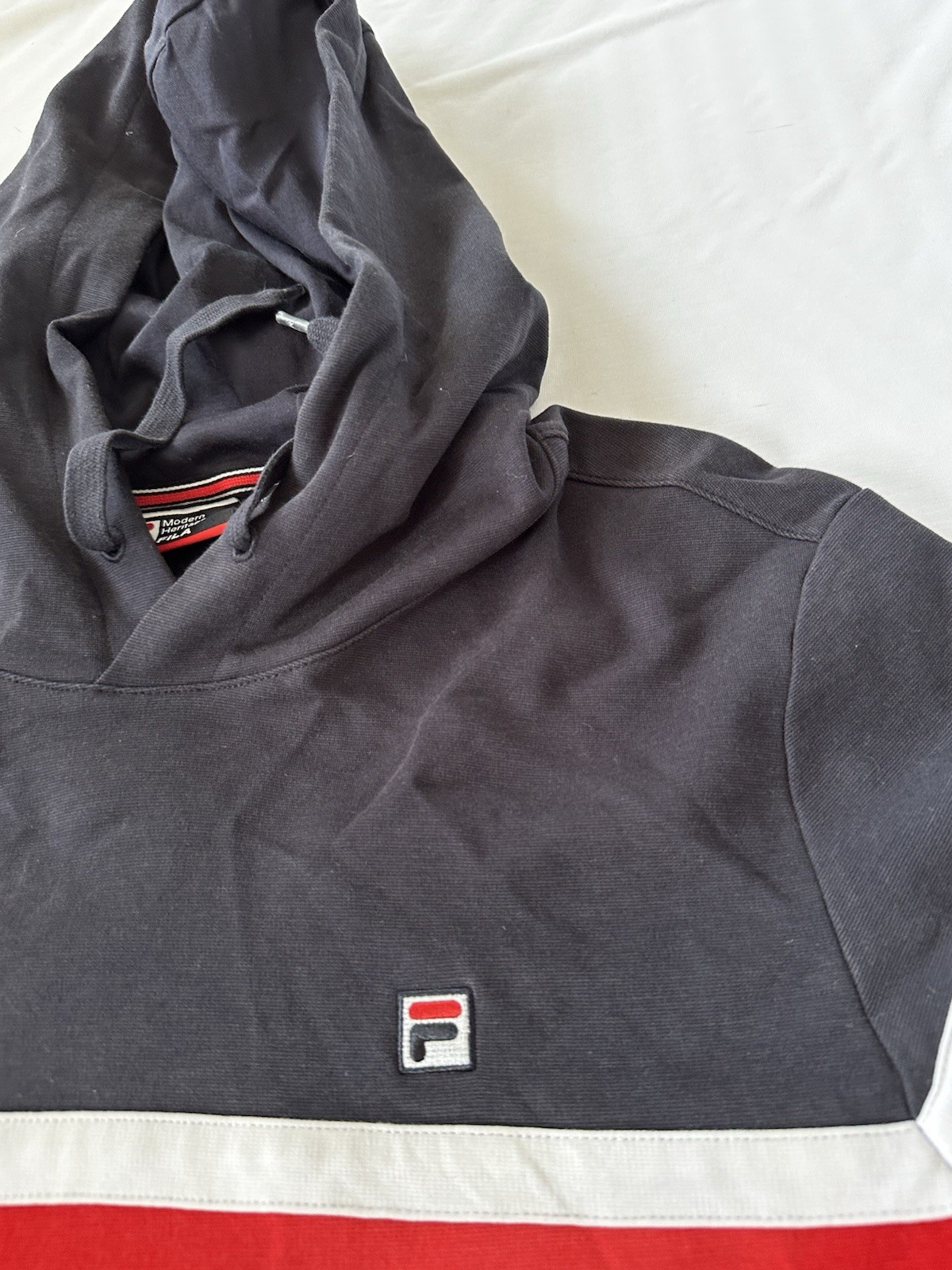 Felpa con cappuccio Fila Modern Heritage media blu navy rosso bianco retrò anni 80 casual vintage