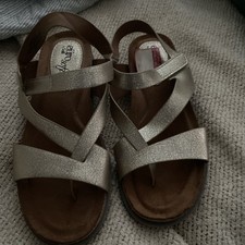 Womens METALLIC Leather EUROSOFT By Soffi Slingback Sandals 6.5 M