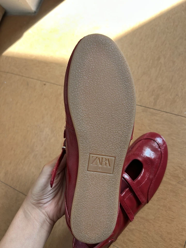 Zara Rojo Espectáculos Talla 41 US 10 Foto 4 de 4