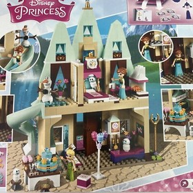 (41068) NEW SEALED RETIRED LEGO Disney: Arendelle Castle Celebration Damaged Box