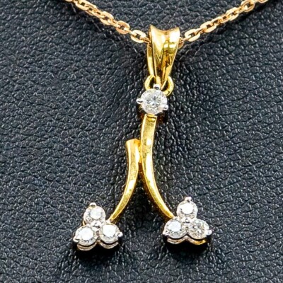 0.23ct G Colour Round-shaped Diamond 18k Yellow Gold Pendant
