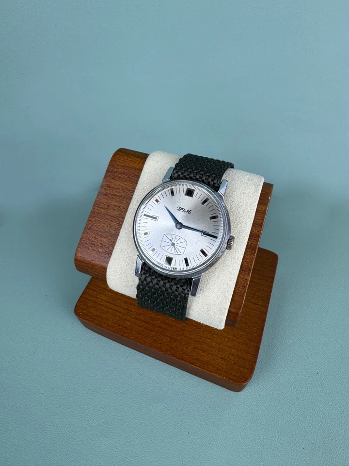 Relojes de pulsera mecánicos soviéticos vintage para hombre POBEDA ZIM reloj clásico URSS ChCHZ Foto 3 de 4