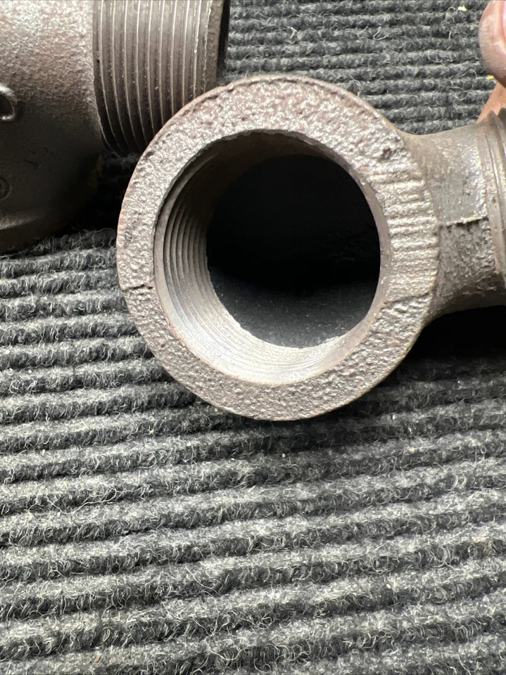 NEW Lot of 2 Ward 1-1/4" 90 Degree Street Elbow Black Malleable Pipe Fitting M/F - Image 2 of 4