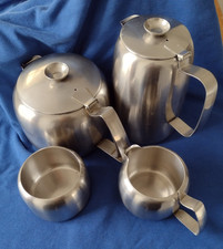 Old Hall Connaught Stainless 4 Piece Teaset 2 pint Teapot