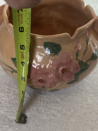 Vintage Roseville Tuscan Tan With Rare Pink Flowers - Picture 4 of 7