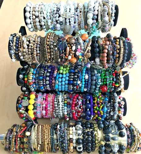 190+ HUGE Vintage Costume to Fashion Jewelry lot Bracelet Bangle Bead Stretch