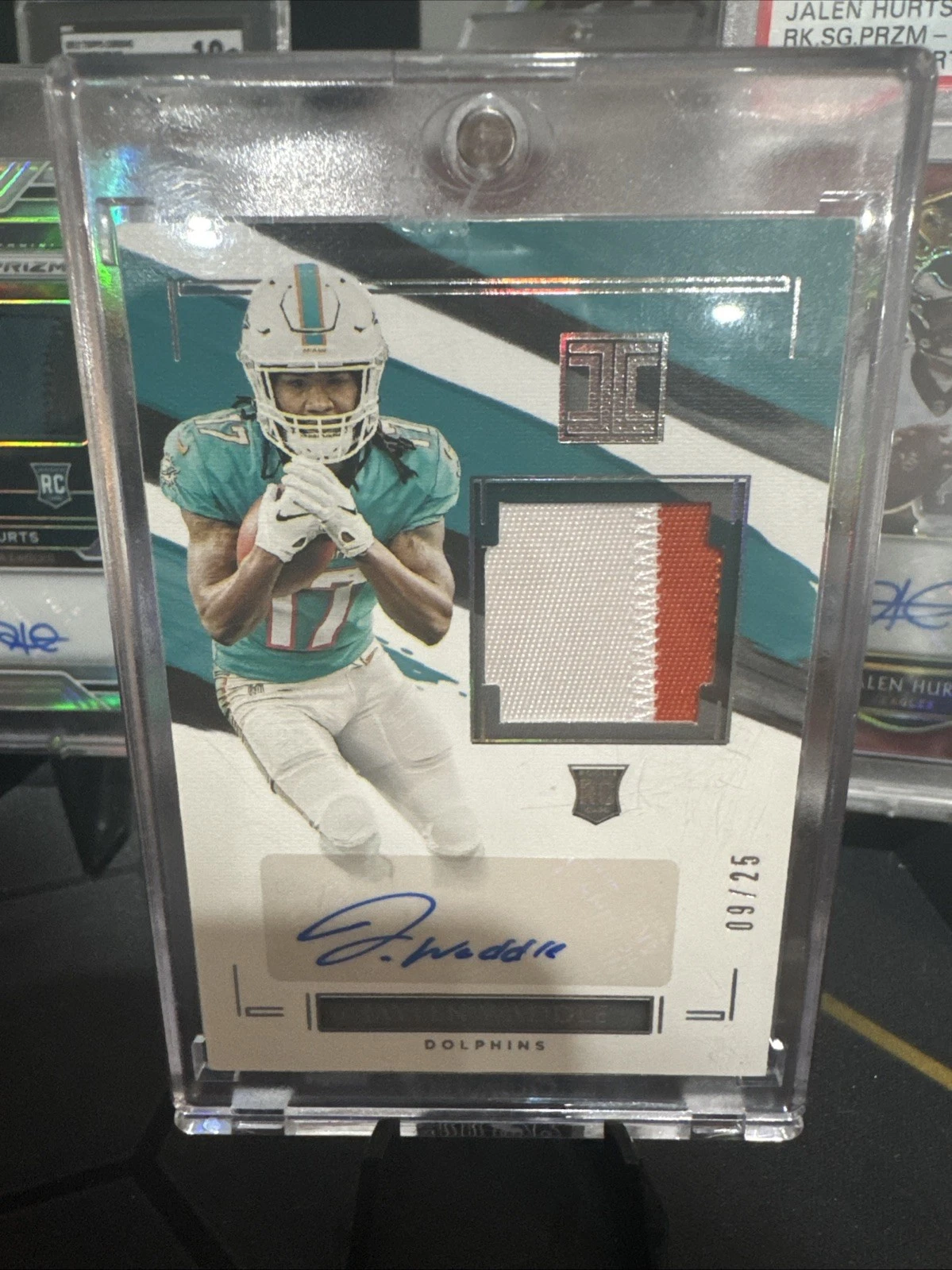 Jaylen Waddle Panini Impeccable Rookie Patch Autograph #RPAJW Silver