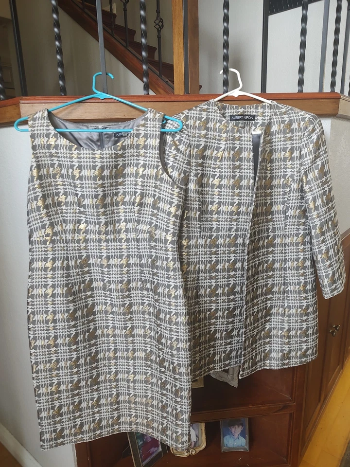 ALBERT NIPON GORGEOUS 2PC GOLD TRIM TWEED SHEATH DRESS LONG COAT SET, SIZE 8 - Image 2 of 4