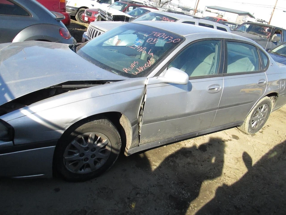 Used Washer Fluid Reservoir fits: 2005 Chevrolet Impala  Grade A - Image 4 of 4