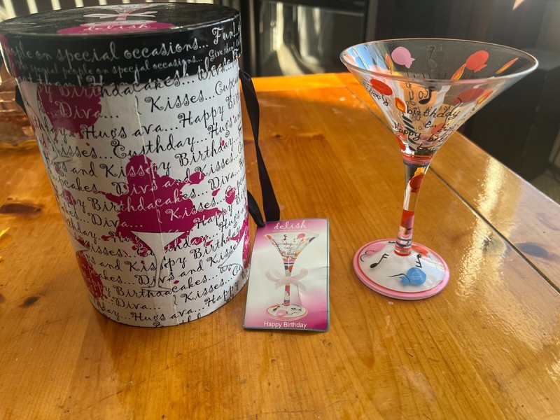 DELISH Handpainted Stemware "Happy Birthday" 15-OZ Martini Glass NEW w/ Box