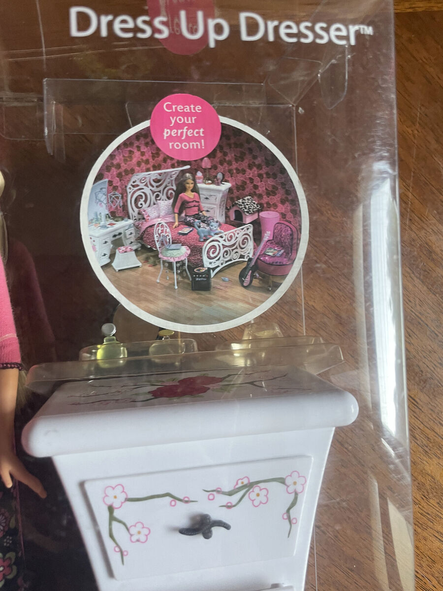 Fashion Fever with Dress Up Dresser Barbie Set 2005 - #29059 Fashion Fever with Dress Up Dresser Barbie Set 2005 - #29059