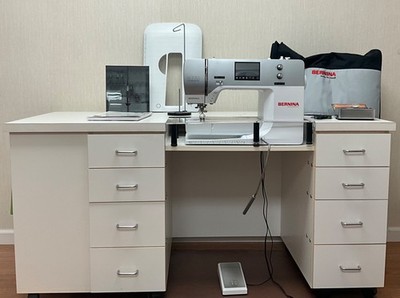 bernina E770 QE with cabinet