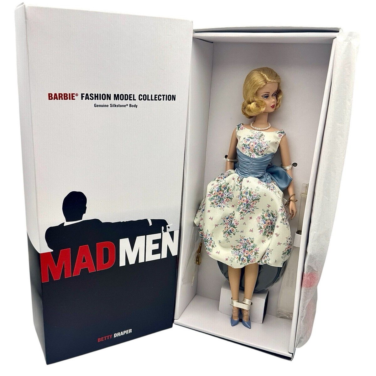 2010 MAD MEN BETTY DRAPER BARBIE FASHION MODEL SILKSTONE T2153