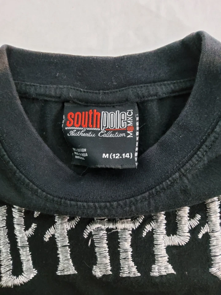 Camiseta Southpole Estilo Y2K Bordado Logo Frontal Gráfico Talla Juvenil Mediana 12 Foto 3 de 4