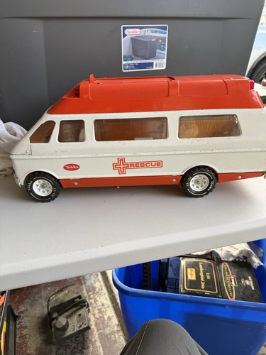 Vintage Tonka Pressed Steel Ambulance Rescue Vehicle Van Truck Orange White  - Afbeelding 1 van 12