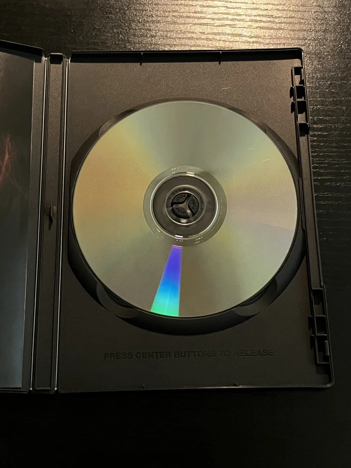 Carrie (DVD) Special Edition Original Version:  Steven King: VG+  - Image 4 of 4