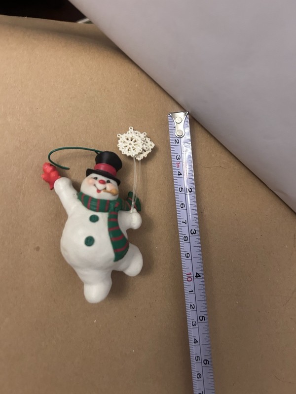VTG Christmas Snowman Ornament with snowflake balloon