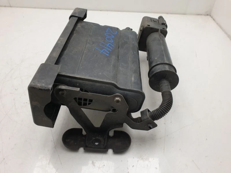 2012 TOYOTA PRIUS C 1,5 Л FWD НА КАНИСТРЕ С ПАРАМИ ТОПЛИВА  - Изображение 3 из 4