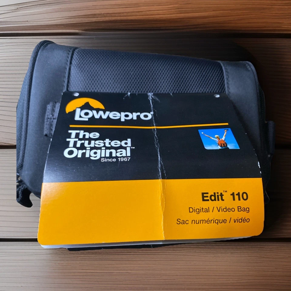 LOWEPRO Edit 110 Digital & Video Camera Bag BLACK - Image 2 of 4
